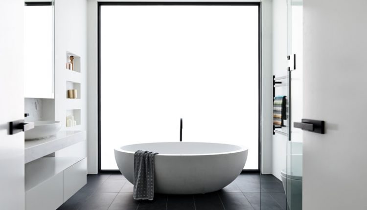 modern-white-bathroom-freestanding-bathtub-frosted-window-260418-121-13