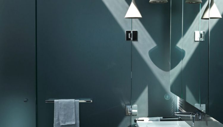 modern-bathroom-with-dark-frosted-glass-shower-14098-341-09